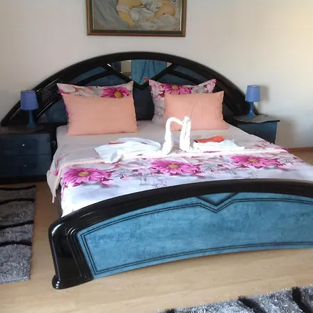 Διαμέρισμα Kristina *