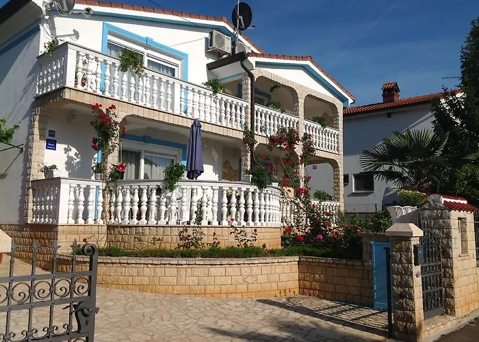 Διαμέρισμα Kristina *